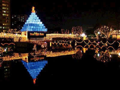 クリスマスイルミネーションにリンク